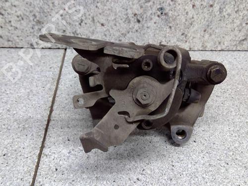Used Right rear brake caliper VW CADDY III Box Body/MPV (2KA, 2KH, 2CA, 2CH) 1.6 TDI (102 hp) 18197689