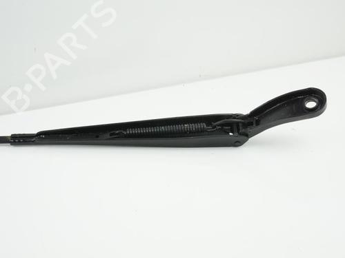 Front windshield wiper arm PEUGEOT 2008 I (CU_) 1.5 BlueHDI 100 | BP18175542C143 