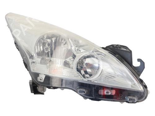 Used Right headlight PEUGEOT 5008 (0U_, 0E_) 1.6 HDi (112 hp) 32482070