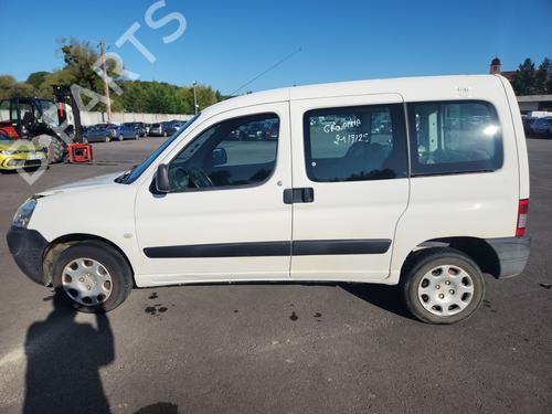 Fuse box PEUGEOT PARTNER MPV (5_, G_) 1.6 HDi 90 | BP30936777E1 - Image 10
