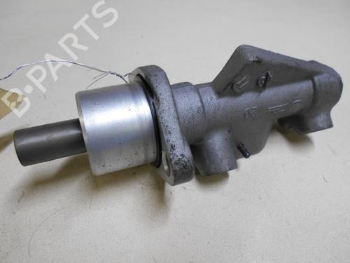 Hovedbremsecylinder RENAULT TWINGO II (CN0_) 1.5 dCi 75 (75 hp) 24109682