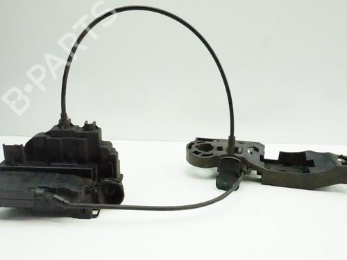 Used Rear right lock RENAULT CLIO III (BR0/1, CR0/1) 1.5 dCi (C/BR0G, C/BR1G) (68 hp) 18192409