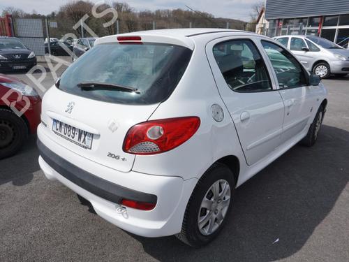 Gearbox PEUGEOT 206+ (2L_, 2M_) 1.4 i | BP18181591M3 