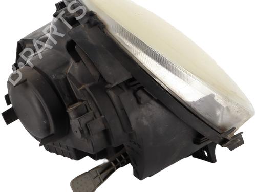 Right headlight VW POLO IV (9N_, 9A_) 1.2 | BP19641583C29 