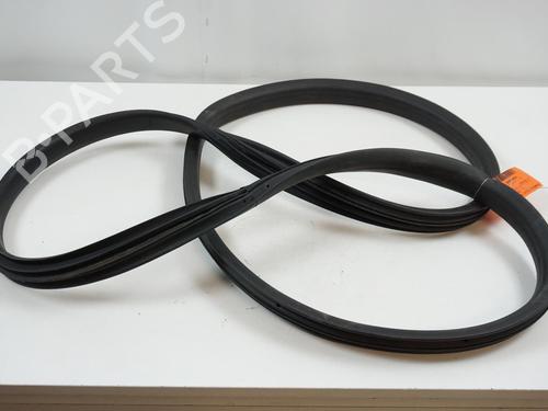 Used Rubber door seal RENAULT CLIO IV (BH_) 0.9 TCe 90 (BHNF, BHMA, BHMH, BHJK, BHJR) (90 hp) 18192268