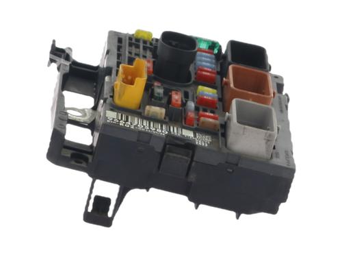 Used Fuse box Fuse box CITROËN C5 III Break (RW_) 1.6 HDi 110 (RW9HZC) (109 hp) 40152560 40152560