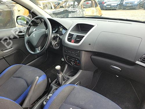 Left mirror PEUGEOT 206+ (2L_, 2M_) 1.1 | BP18189786C26