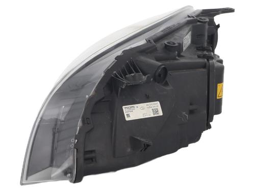 Right headlight VOLVO V40 Hatchback (525) D4 | BP32454405C29