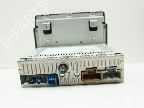 Used Radio Radio OPEL CORSA E (X15) 1.4 Turbo (08, 68) (101 hp) 18188843 18188843