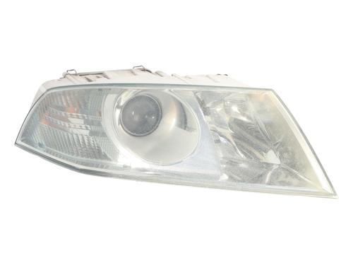 Used Right headlight SKODA OCTAVIA II (1Z3) 2.0 TDI (136 hp) 31016651