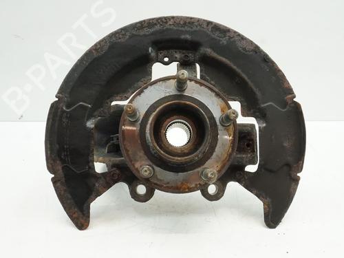 Fusée avant gauche VOLVO S40 II (544) 2.0 D (136 hp) 18192074