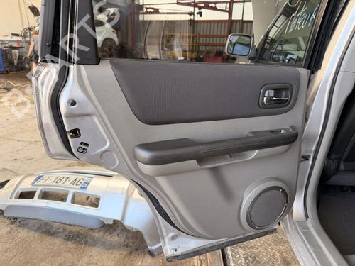 Venstre bakpanel Venstre bakpanel NISSAN X-TRAIL I (T30) 2.2 dCi 4x4 (136 hp) 37519979 37519979
