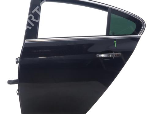 Używane Drzwi tylne lewe OPEL INSIGNIA A (G09) 2.0 CDTI (68) (131 hp) 30046180