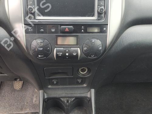 Climate control TOYOTA RAV 4 II (_A2_) 2.0 D 4WD (CLA20_, CLA21_, CLA20R, CLA21R) | BP29919376I5  - Image 9