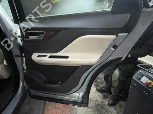 Bageste højre beklædning JAGUAR F-PACE (X761) 3.0 SDV6 AWD (300 hp) 23763838
