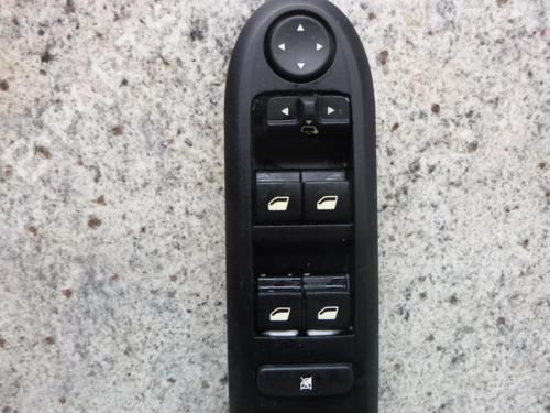 Switch PEUGEOT 407 (6D_) 2.0 HDi 135 (6DRHRH, 6DRHRE, 6DRHRG, 6DRHRJ) | BP22071463I30