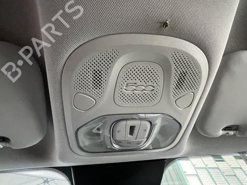 Used Interior roof light FIAT 500X (334_) 1.6 D Multijet (334AXA1B, 334AXA11) (120 hp) 30484546