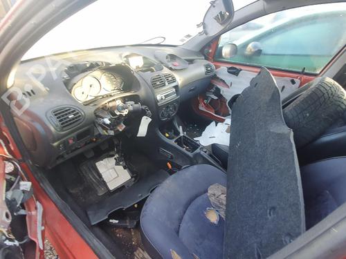 Feu de brouillard arrière PEUGEOT 206 Hatchback (2A/C) 1.9 D | BP18183465C37 
