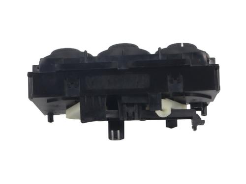 Used Climate control Climate control PEUGEOT 5008 (0U_, 0E_) 1.6 HDi (112 hp) 33014687 33014687