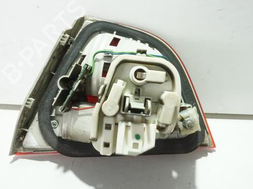 Venstre baglygte bagklap BMW 3 (E90) 318 d (143 hp) 18179098