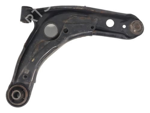 Used Left front suspension arm Left front suspension arm TOYOTA YARIS (_P13_) 1.5 Hybrid (NHP130_, NHP130) (101 hp) 34203031 34203031