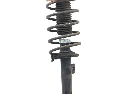 Used Left front shock absorber Left front shock absorber PEUGEOT 406 (8B) 1.6 (88 hp) 40266700 40266700