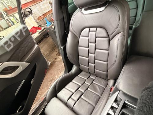 stol-hyre-foran-citroen-ds5-2011-2012-2013-2014-2015-2016-36440838 main image