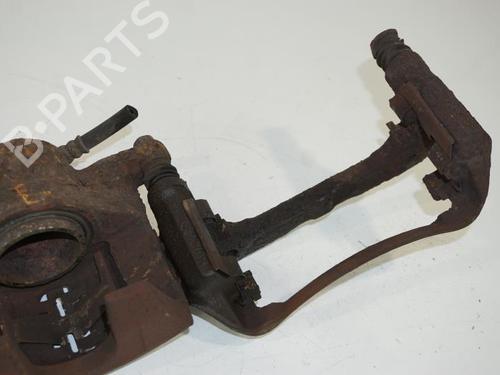 Used Right front brake caliper Right front brake caliper HONDA CR-V I (RD) 2.0 16V 4WD (RD1, RD3) (147 hp) 18197335 18197335