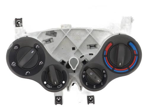 Used Climate control FIAT PANDA (169_) 1.1 (169.AXA1A) (54 hp) 28690405