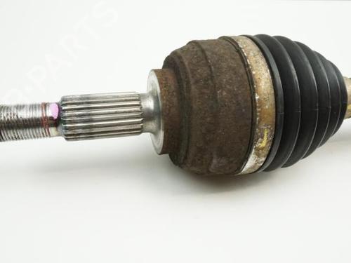Used Right front driveshaft Right front driveshaft RENAULT TWINGO II (CN0_) 1.5 dCi (CN0E) (64 hp) 18193232 18193232