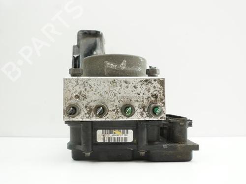 Used ABS pump RENAULT CLIO III (BR0/1, CR0/1) 1.5 dCi (BR17, CR17) (86 hp) 18178313