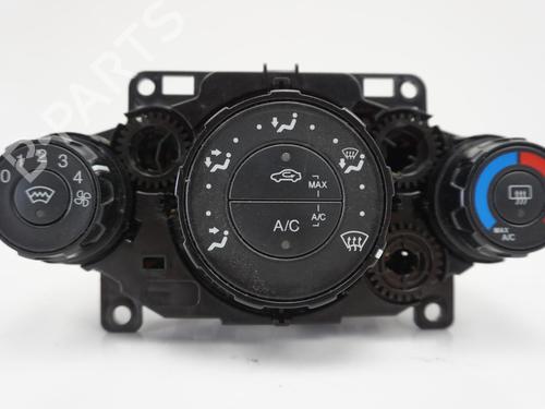 Commande Chauffage FORD FIESTA VI (CB1, CCN) 1.4 TDCi (70 hp) 18194292