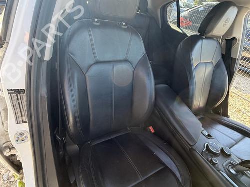 Right front seat ALFA ROMEO GIULIA (952_) 2.2 D (952AFA25, 952AFM25, 952ALA25) | BP39469917C16 - Image 2