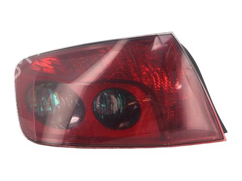 Used Left taillight PEUGEOT 407 (6D_) 2.0 HDi 135 (6DRHRH, 6DRHRE, 6DRHRG, 6DRHRJ) (136 hp) 28680736