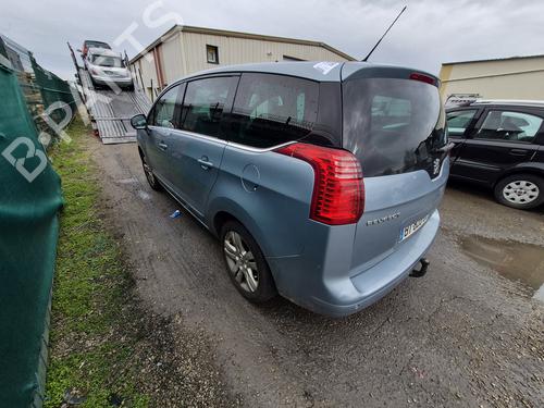 Used Parts PEUGEOT 5008 (0U_, 0E_) 2.0 HDi 150 / BlueHDi 150 (150 hp) 4434591
