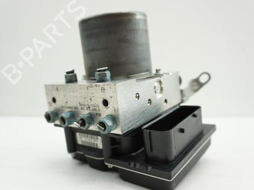 Used ABS pump ABS pump BMW X1 (E84) xDrive 18 d (143 hp) 18175070 18175070