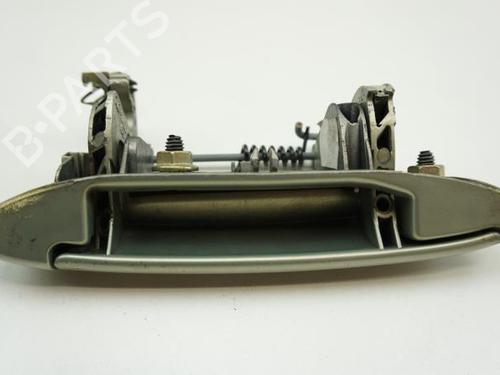 Used Front left exterior door handle RENAULT MEGANE I (BA0/1_) 1.6 16V (BA04, BA0B, BA11, BA1J, BA16, BA19, BA1K, BA1V,... (107 hp) 18178632