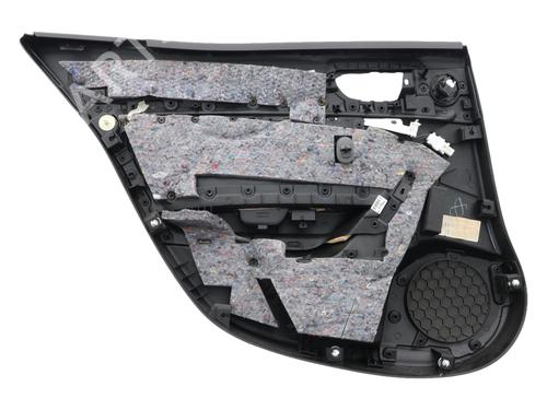 rear-right-panel-renault-megane-iv-hatchback-b9amn_-2015-38925449 main image