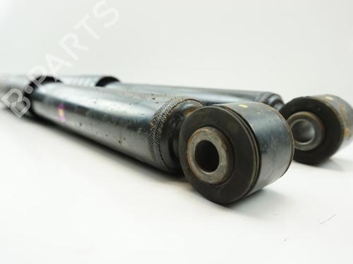 Used Right rear shock absorber Right rear shock absorber RENAULT CLIO IV Grandtour (KH_) 1.5 dCi 90 (KHN3, KHN4) (90 hp) 18197436 18197436