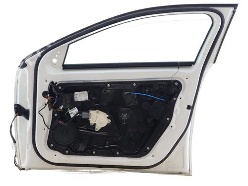 right-front-door-mercedes-benz-a-class-w176-2012-2013-2014-2015-2016-2017-2018-32360283 main image