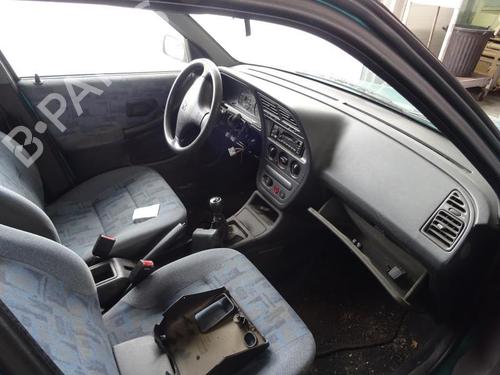 Left taillight PEUGEOT 306 Hatchback (7A, 7C, N3, N5) 1.9 D | BP18190140C34