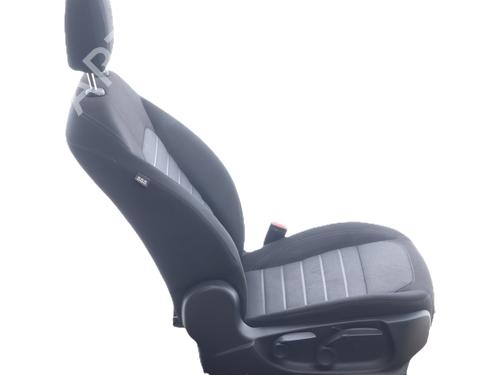 Used Right front seat Right front seat ALFA ROMEO STELVIO (949_) 2.2 JTDM Q4 (949.AXE2A) (190 hp) 39894800 39894800