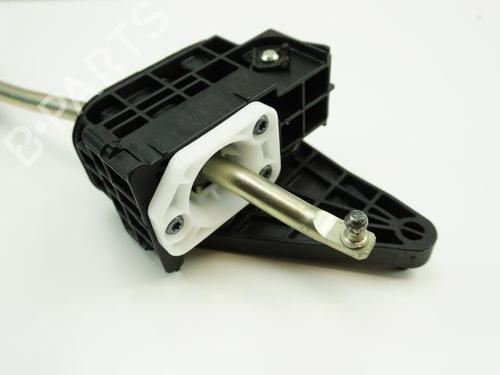 Used Gear lever PEUGEOT 308 II (LB_, LP_, LW_, LH_, L3_) 1.6 HDi (92 hp) 18196680
