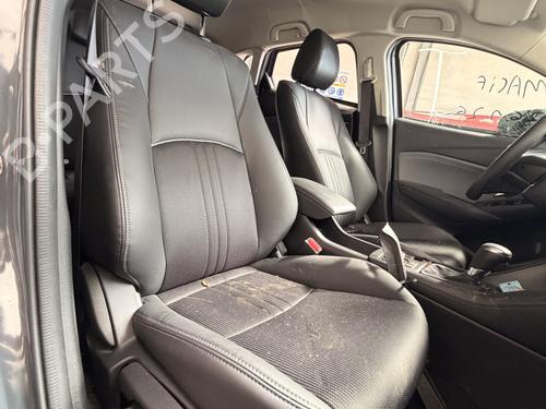 Used Right front seat Right front seat 38937398 38937398