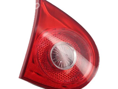 Venstre baklys, luke VW GOLF V (1K1) 1.4 16V (80 hp) 28334944