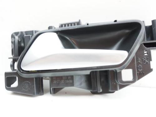 Used Rear left interior door handle Rear left interior door handle PEUGEOT 308 II (LB_, LP_, LW_, LH_, L3_) 1.5 BlueHDI 100 (102 hp) 22072024 22072024
