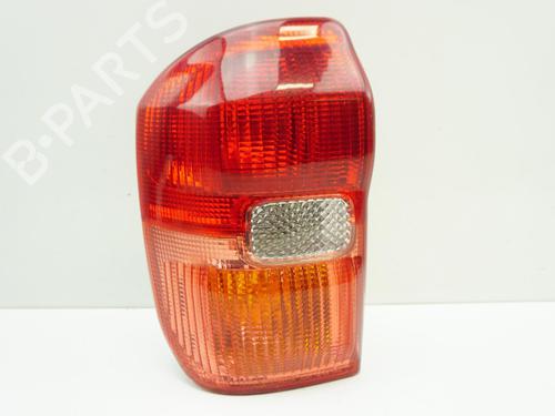 Venstre baglygte TOYOTA RAV 4 II (_A2_) 2.0 D 4WD (CLA20_, CLA21_, CLA20R, CLA21R) (116 hp) 18197829