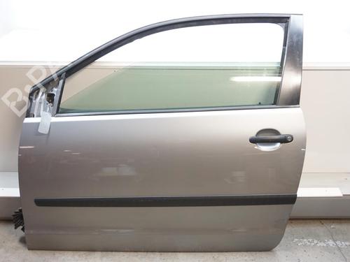 Used Left front door VW POLO IV (9N_, 9A_) 1.4 TDI (70 hp) 18177015