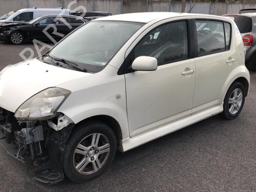 Right headlight DAIHATSU SIRION (M3_) 1.3 (M301) | BP29174027C29 - Image 7