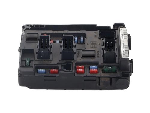 Used Fuse box Fuse box PEUGEOT 1007 (KM_) 1.6 HDi (109 hp) 27617235 27617235